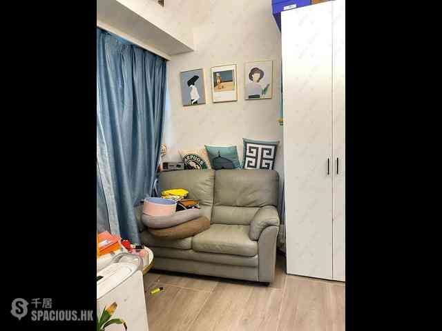 Sai Ying Pun - One・Artlane 01