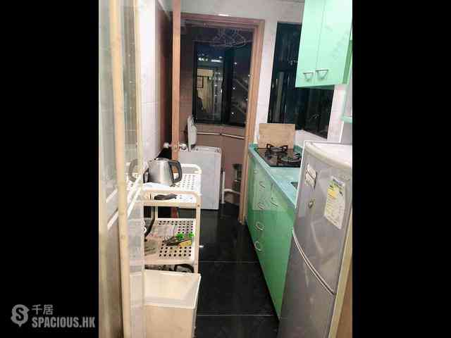 Shek Tong Tsui - Charmview Court 05