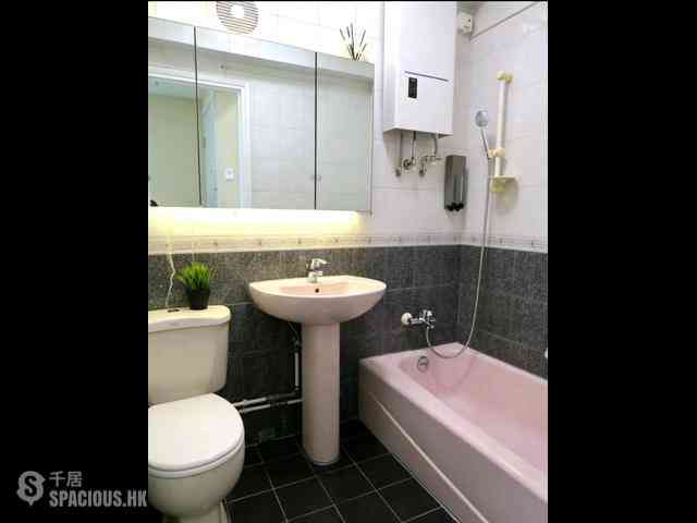 Causeway Bay - Cathay Mansion 03