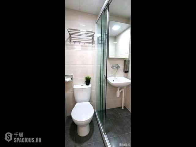 Causeway Bay - Cathay Mansion 04