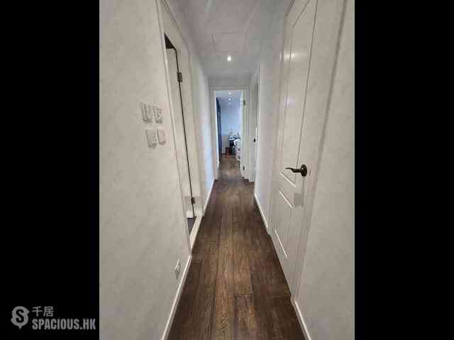 Shek Tong Tsui - The Belcher's Phase 2 Block 8 05