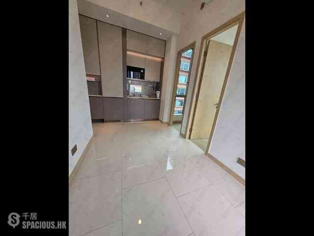 Sai Ying Pun - Upper Manor 08
