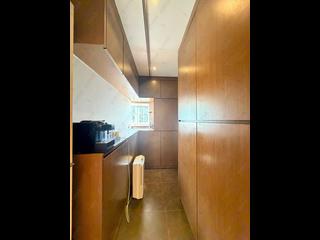 Mid Levels East - Monmouth Place 11