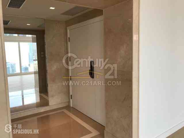 Mid Levels Central - Estoril Court 03