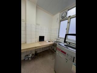 Sai Ying Pun - 256-258, Queen's Road West 03