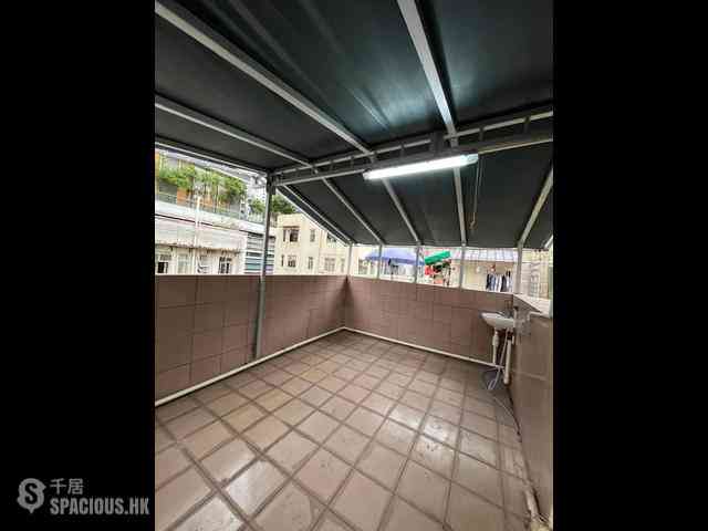 Sai Ying Pun - 246, Queen's Road West 07