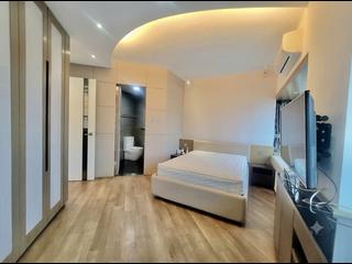 West Kowloon - Sorrento 03
