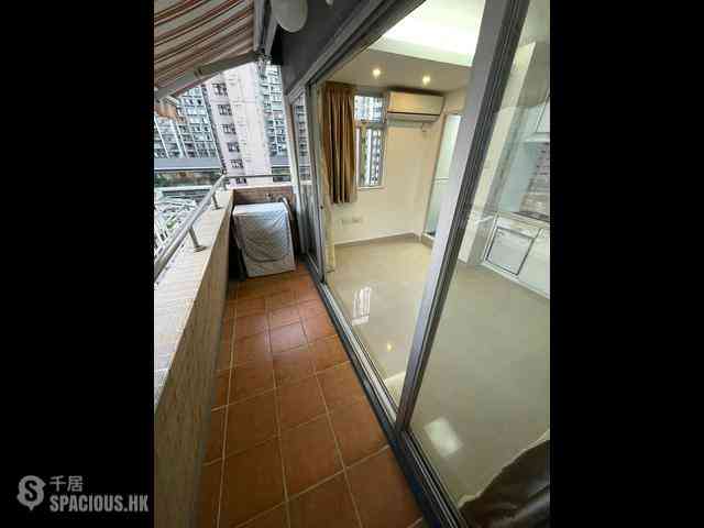 Sai Ying Pun - Wing Lee Building 01