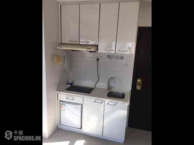 Sai Ying Pun - Wing Lee Building 09