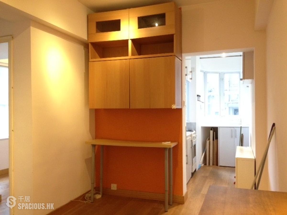 Mid Levels Central - Rich Court 01