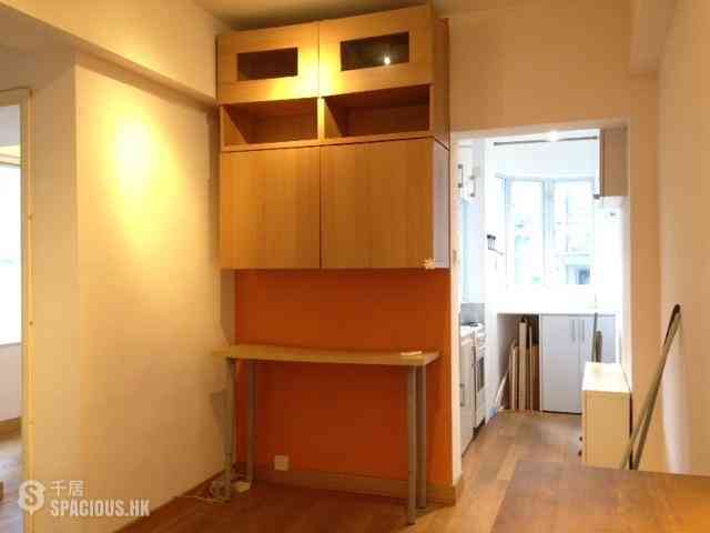 Mid Levels Central - Rich Court 01