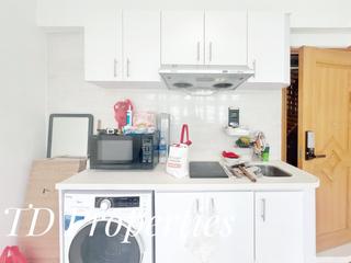 Causeway Bay - Lai Yuen Apartments 05