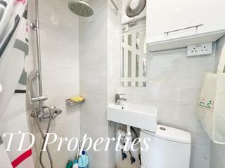 Causeway Bay - Lai Yuen Apartments 06