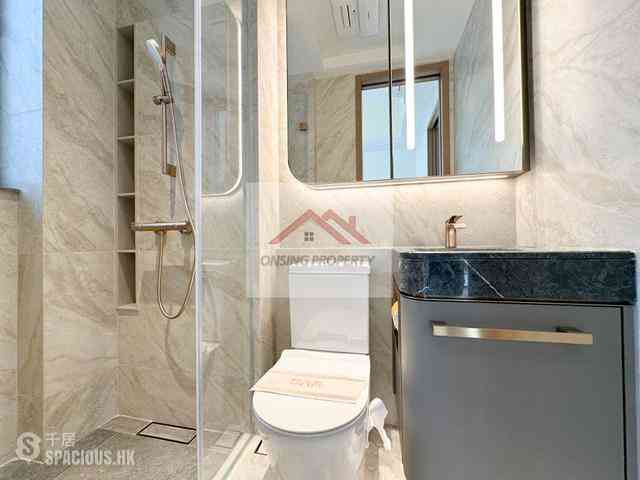 Sai Ying Pun - Des Voeux W Residence 03
