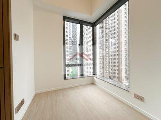 Sai Ying Pun - Des Voeux W Residence 04