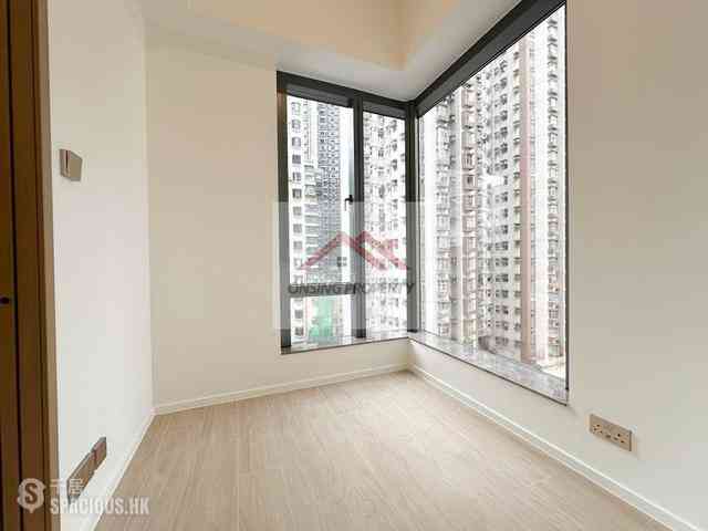 Sai Ying Pun - Des Voeux W Residence 04