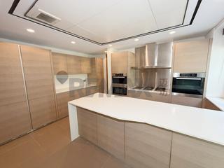 Jardines Lookout - 339, Tai Hang Road 10