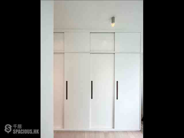 Mid Levels Central - Hillsborough Court 05
