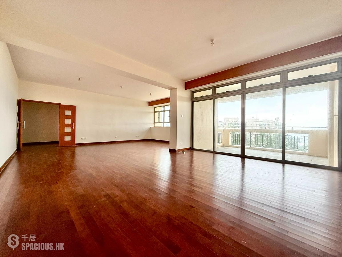Jardines Lookout - 111, Mount Butler Road 01