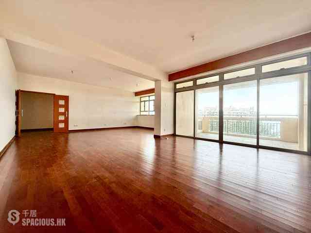 Jardines Lookout - 111, Mount Butler Road 01