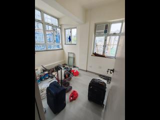 Wan Chai - Hennessy Building 02