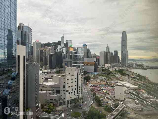 Wan Chai - Convention Plaza Apartments 01
