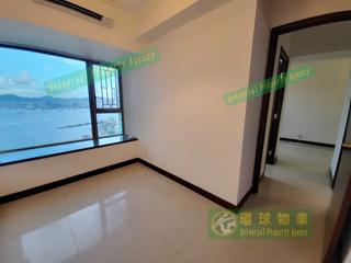 Kennedy Town - The Merton Tower 2 09
