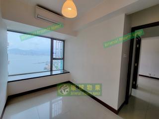 Kennedy Town - The Merton Tower 2 12