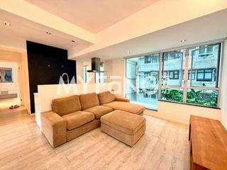 Mid Levels Central - The Rednaxela 02