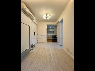 Sai Ying Pun - Fook Moon Building 03