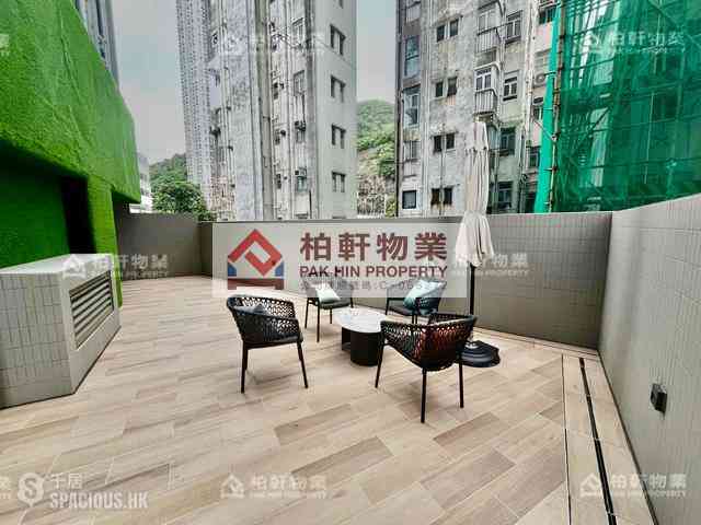 Quarry Bay - Finnie 02