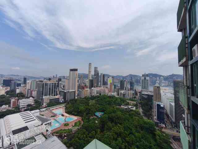 Tsim Sha Tsui - The Victoria Towers 02