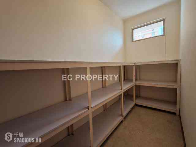 Jardines Lookout - 111, Mount Butler Road 17