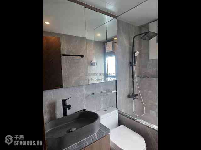 Kennedy Town - 60, Victoria Road 11