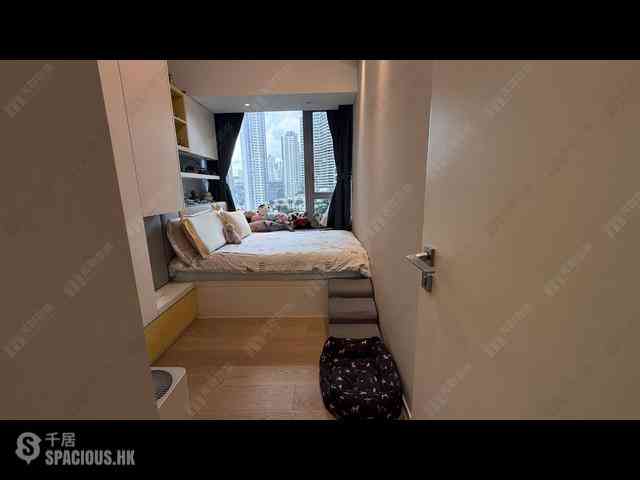 Cyberport - Residence Bel-Air Phase 4 Bel-Air on the Peak Tower 6 05