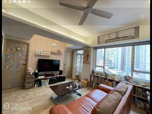 Wan Chai - Tung Shing Building 12