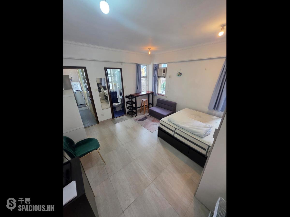 Sai Ying Pun - Ko Wang Court 01