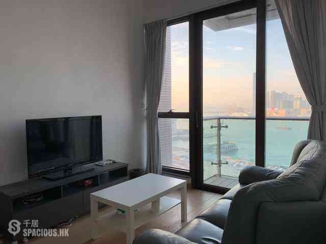 Wan Chai - The Gloucester 01