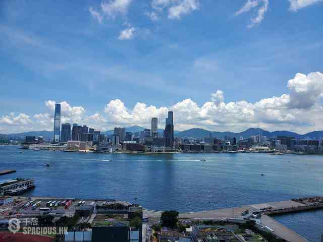 Wan Chai - The Gloucester 04
