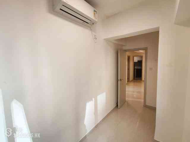 Causeway Bay - 60-62, Yee Wo Street 07