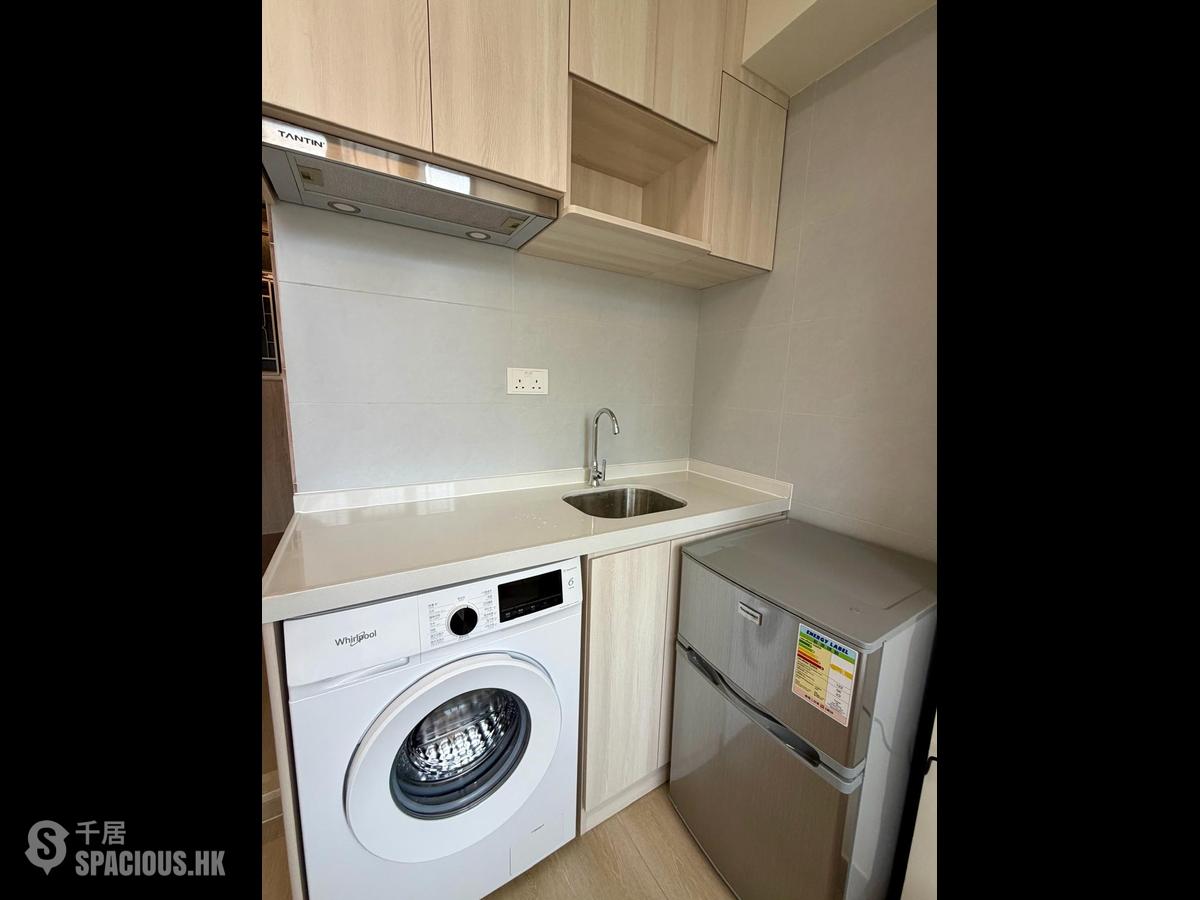 Mong Kok - Ngai Hing Mansion 01