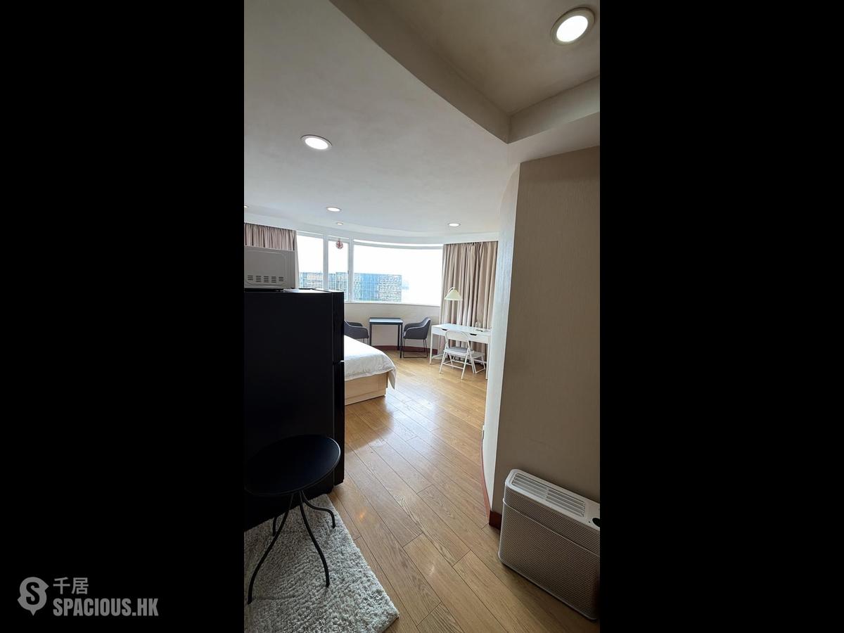 Tsim Sha Tsui - Ocean View Court 01