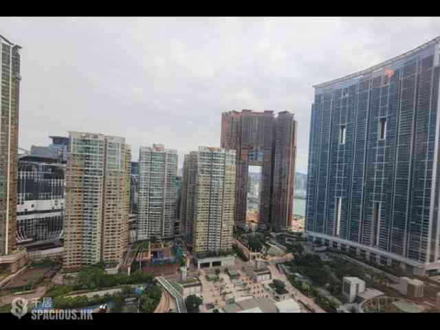West Kowloon - The Cullinan (Tower 21 Zone 5 Star Sky) 04