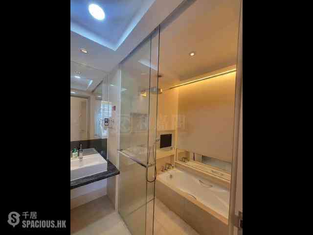 West Kowloon - The Cullinan (Tower 21 Zone 5 Star Sky) 10
