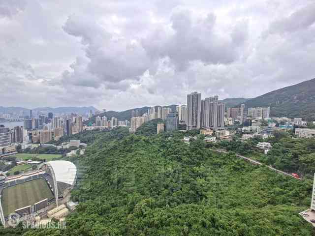 Happy Valley - Broadwood Park 02