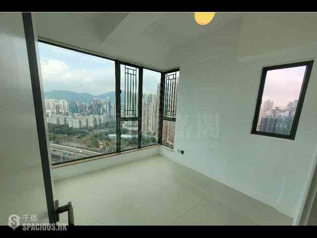 Tai Kok Tsui - Island Harbourview Block 1 09