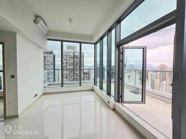 Sai Ying Pun - Upper Manor 01