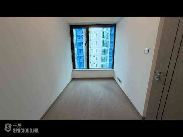 Wong Chuk Hang - The Southside Phase 3C Blue Coast II Tower 5 06