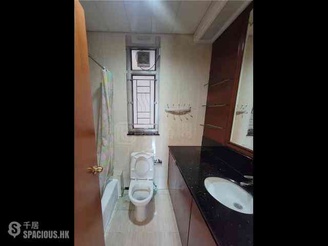 West Kowloon - Sorrento Phase 2 Block 2 04