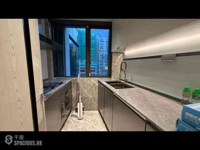 Wong Chuk Hang - The Southside Phase 3C Blue Coast II Tower 3 04